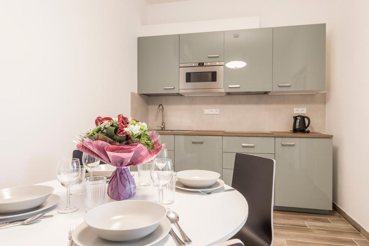 Merkur Apartments Prague Luaran gambar