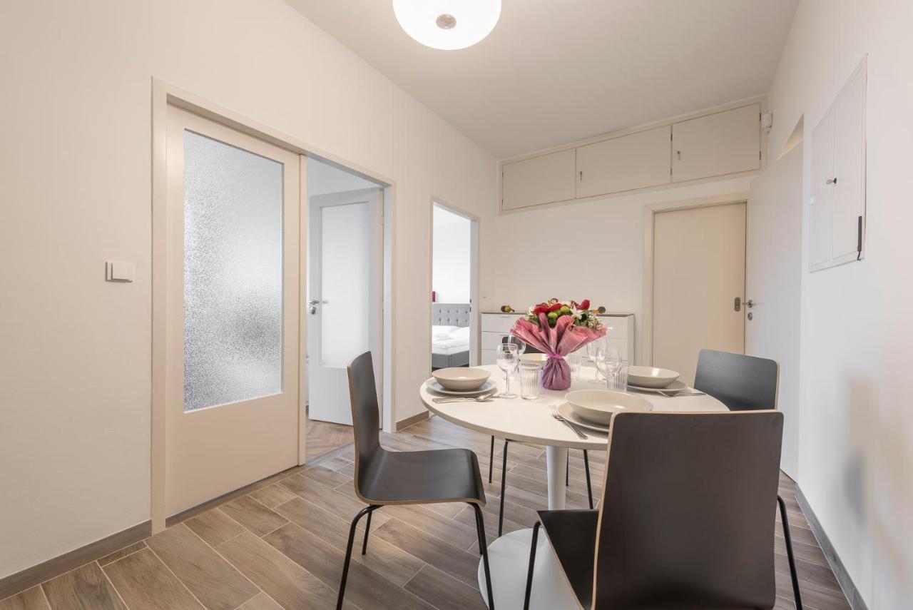 Merkur Apartments Prague Luaran gambar