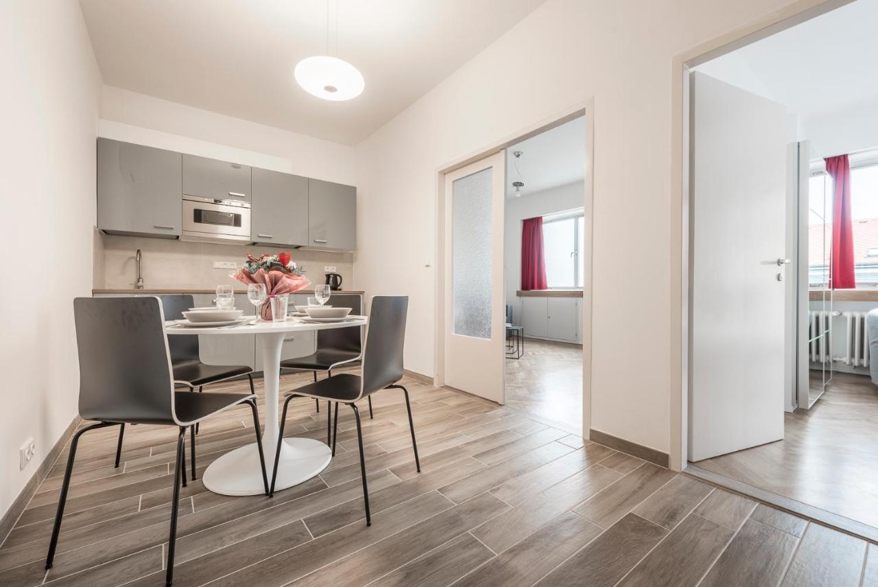 Merkur Apartments Prague Luaran gambar
