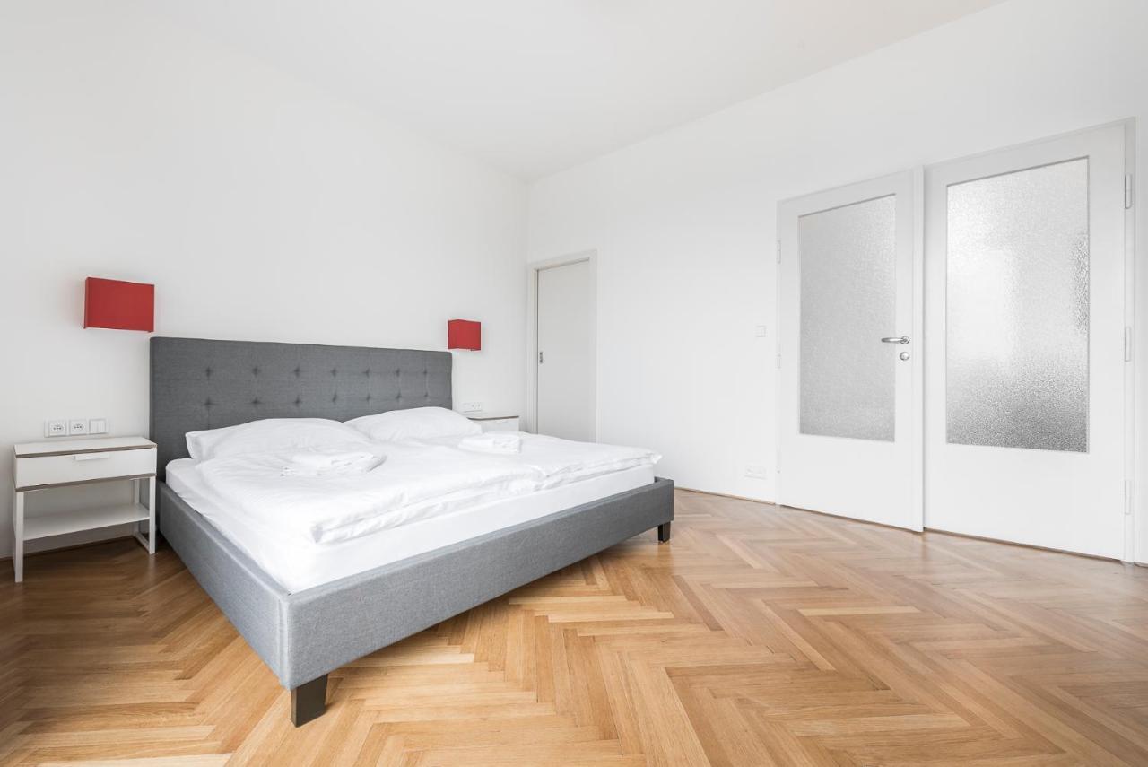 Merkur Apartments Prague Luaran gambar